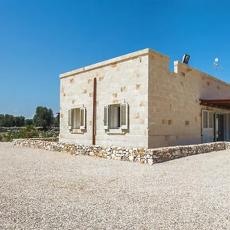 Della Rocca Villa San Vito dei Normanni